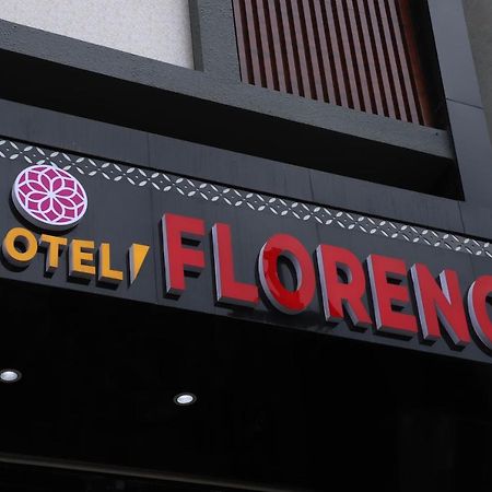 Hotel Florence Nanded Exterior photo