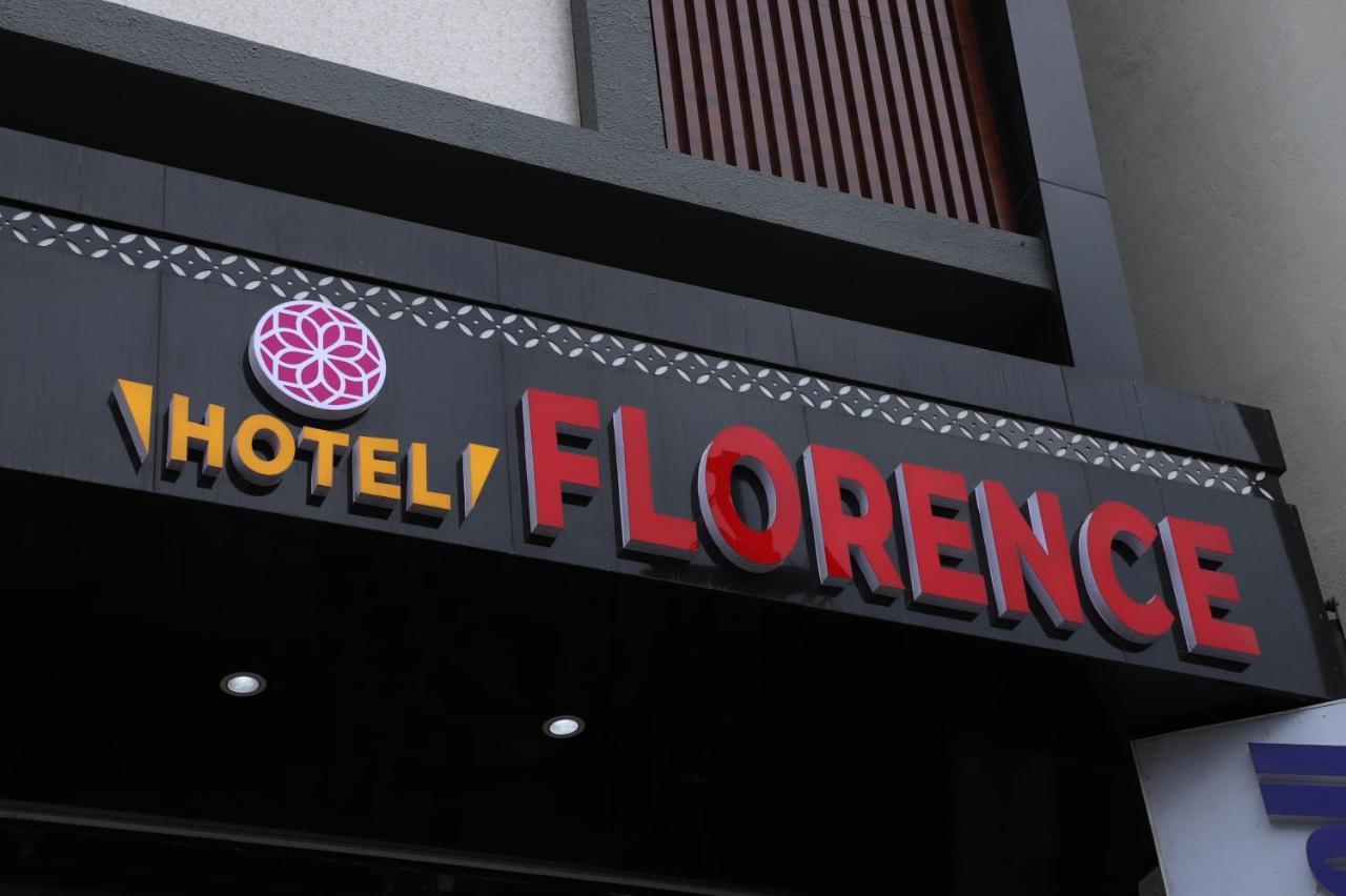 Hotel Florence Nanded Exterior photo